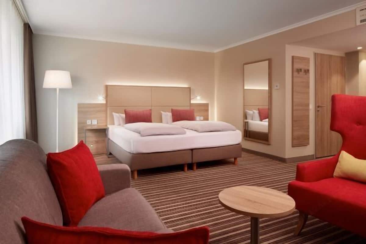 1 Schlafzimmer, hochwertige Bettwaren, kostenlose Minibar, Zimmersafe