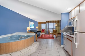 1 Queen Bed, 1-Bedroom Oceanfront Suite, Non-Smoking | Blackout drapes, iron/ironing board, free cribs/infant beds, free WiFi