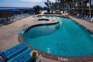 Alberca al aire libre por temporada