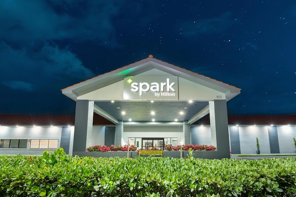 المنشأة من الخارج