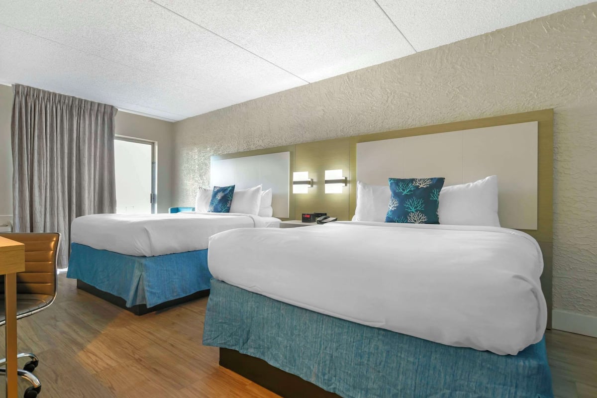 Blackout drapes, iron/ironing board, free WiFi, bed sheets