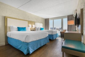 Standard Room, 2 Queen Beds, Non Smoking, Harbor View | Blackout drapes, iron/ironing board, free WiFi, bed sheets - Inn on Destin Harbor, an Ascend Collection Hotel (Destin)