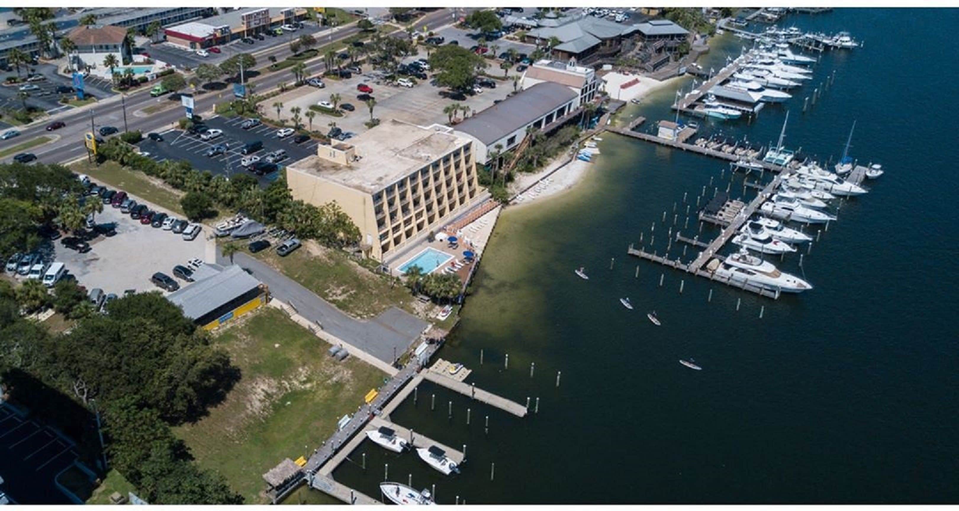 Photo - Inn on Destin Harbor, an Ascend Collection Hotel
