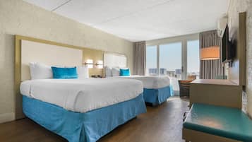 Quarto standard, 2 camas Queen, para não fumantes, vista para o porto | Cortinas blackout, ferros/tábuas de passar roupa, Wi-Fi de cortesia