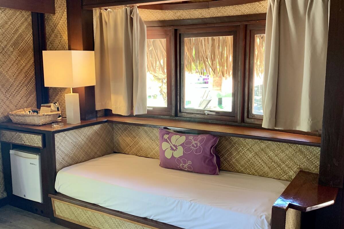 bungalow, beachfront | minibar, in-room safe, desk, blackout curtains