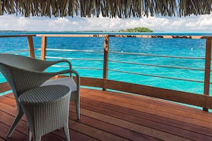 Bungalow, sur l'eau