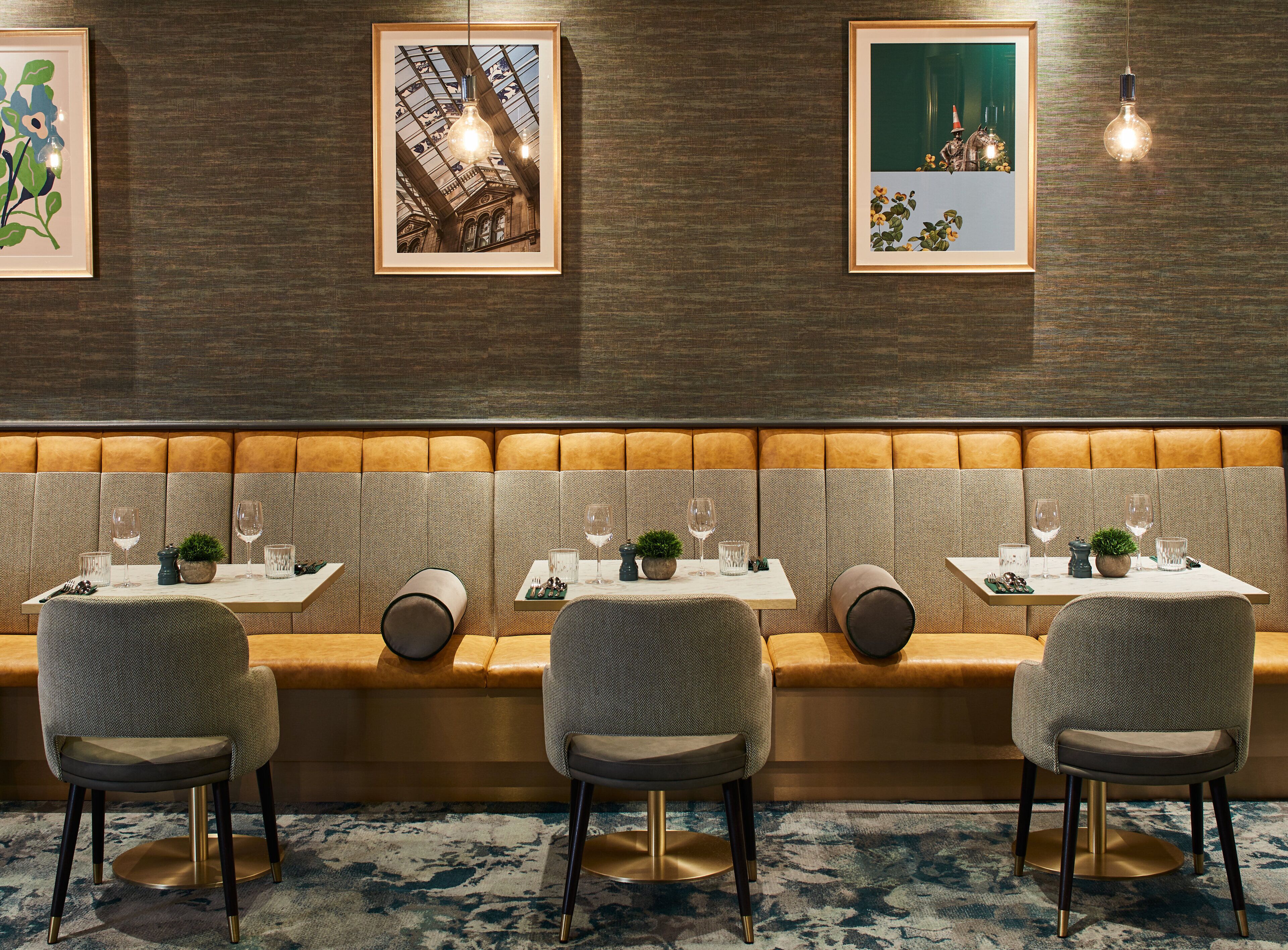 breakfast, lunch and dinner served