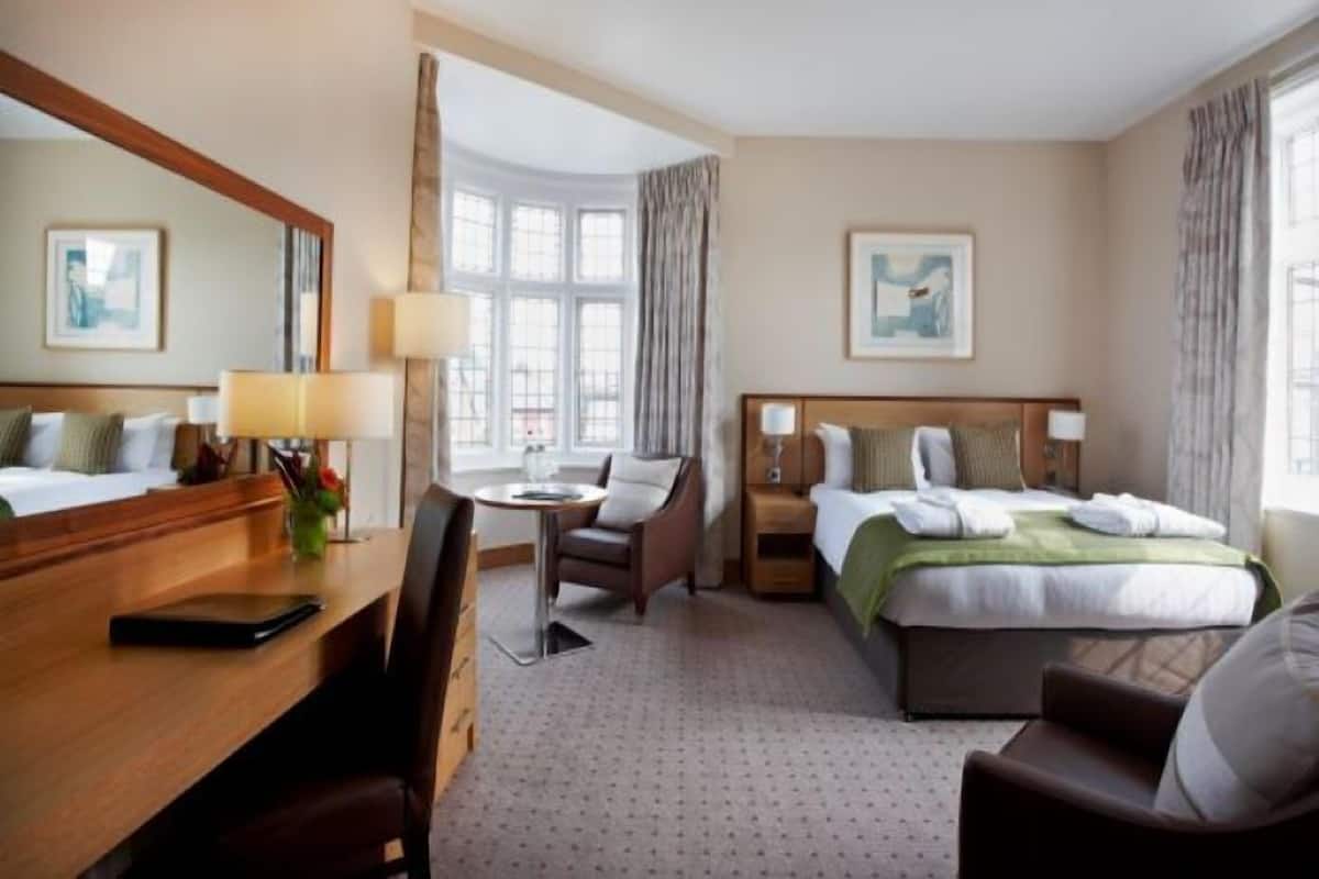 Pillowtop beds, in-room safe, desk, iron/ironing board