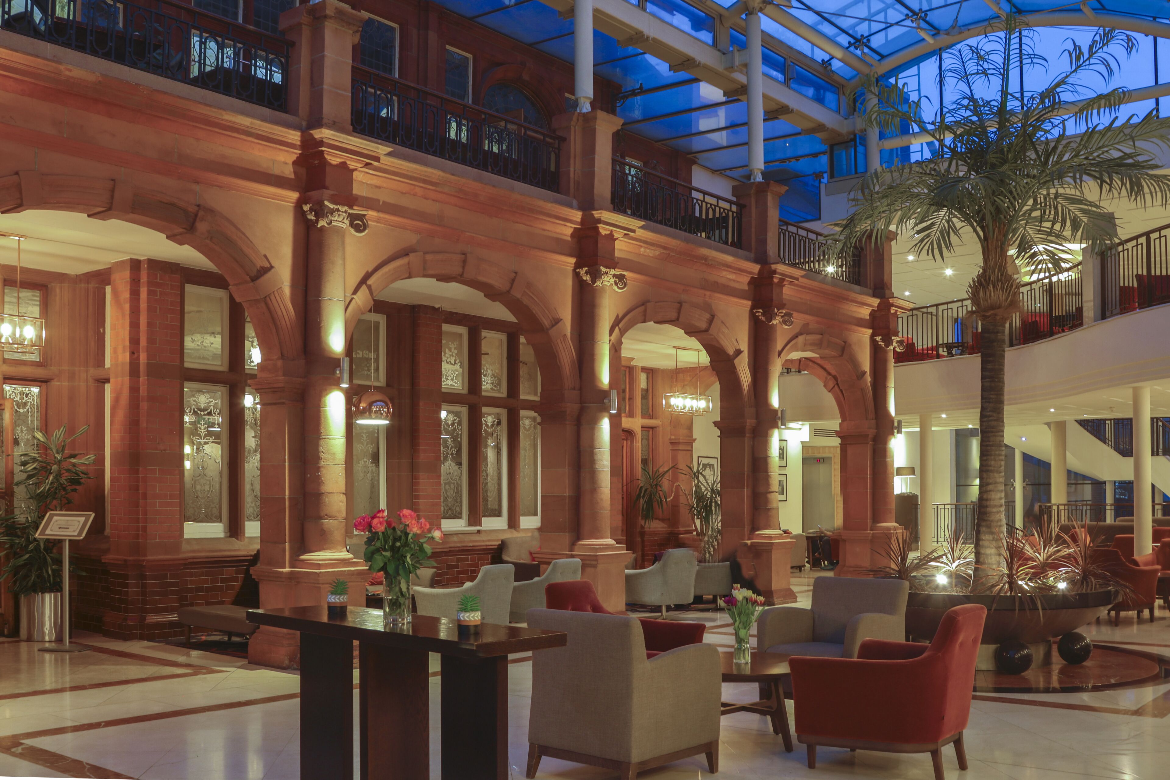 Photo - The Crown London Hotel, Cricklewood North West London, WorldHotels Distinctive