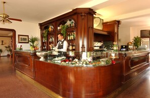 Bar (in der Unterkunft)