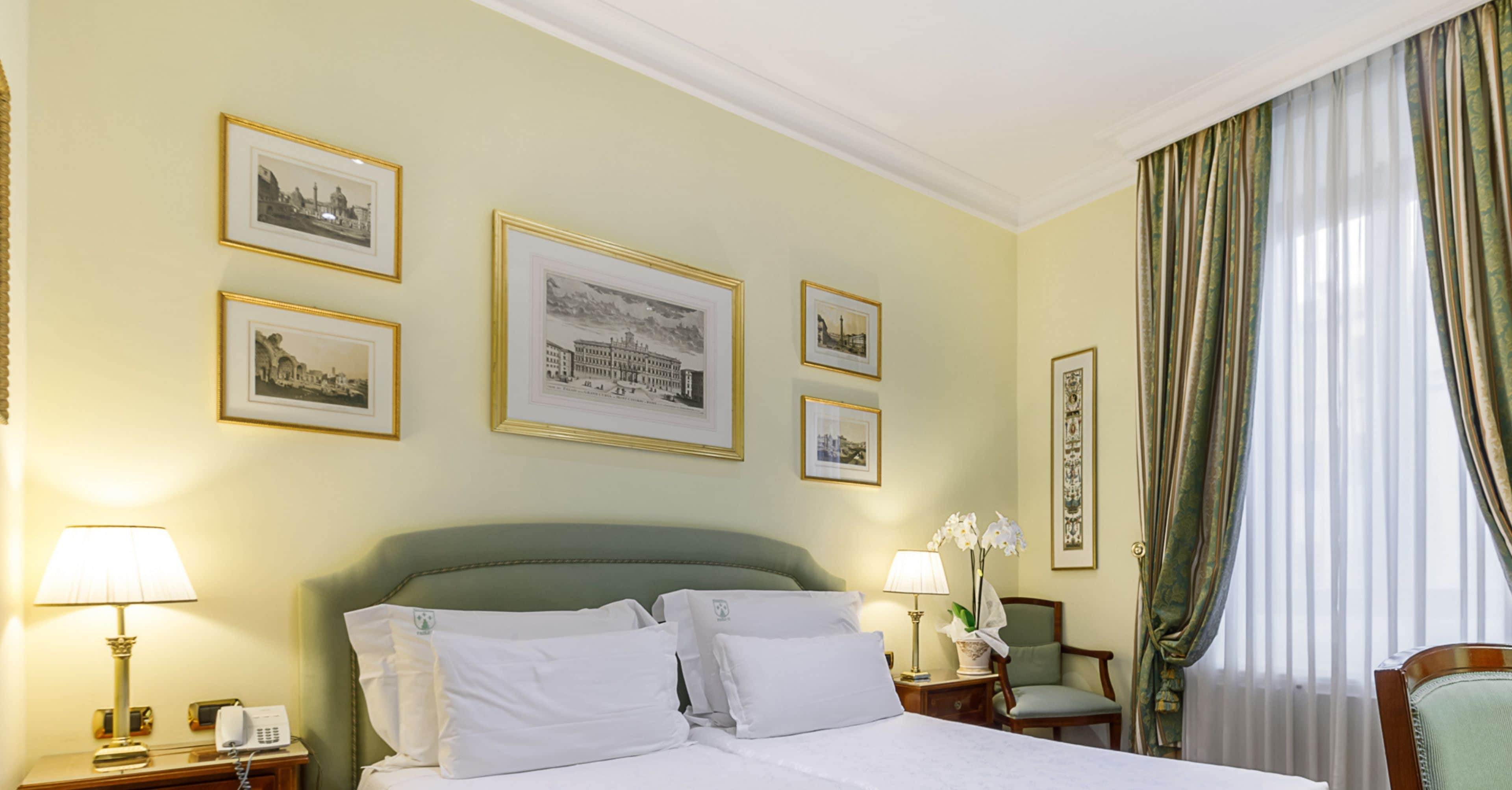 Quarto Flexível (mudança de quarto) | Cofres nos quartos, quartos à prova de som, Wi-Fi de cortesia