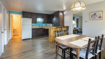 Family Suite | Living area