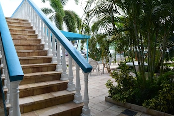 Property grounds at Horizon By The Sea Inn