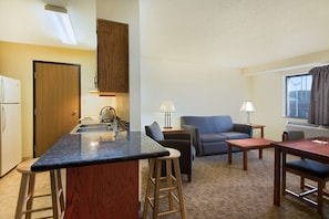 Efficiency, Chambre, 1 grand lit, non-fumeur | Cuisine privée