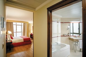 Junior Suite, City View