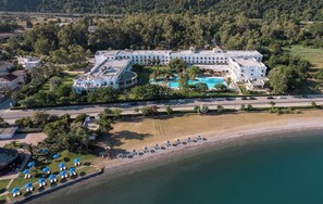 Front of property - Mitsis Galini (Kamena Vourla)