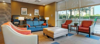 Comfort Inn & Suites Presidential - Downtown Little Rock