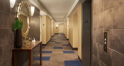 Comfort Inn & Suites Presidential