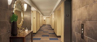 Comfort Inn & Suites Presidential - Downtown Little Rock