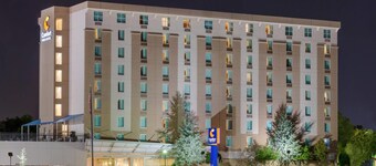 Comfort Inn & Suites Presidential - Downtown Little Rock