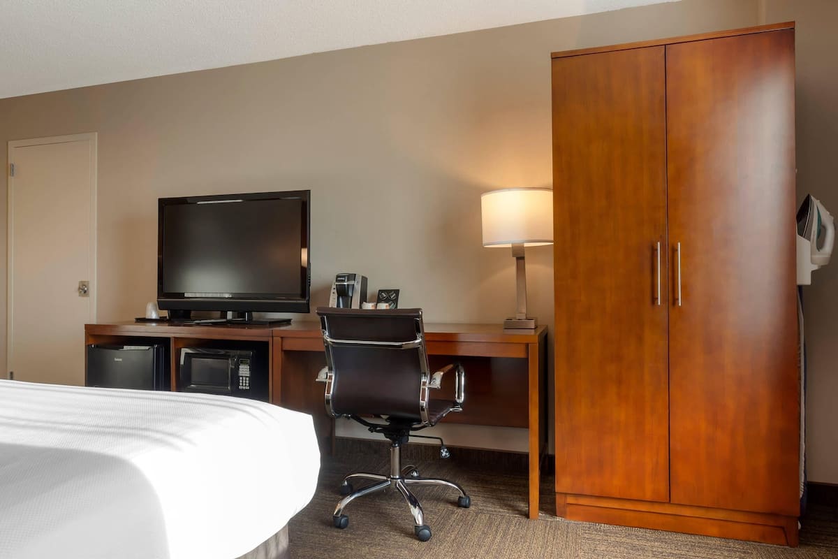 1 chambre, literie de qualité supérieure, couette en duvet d'oie, bureau