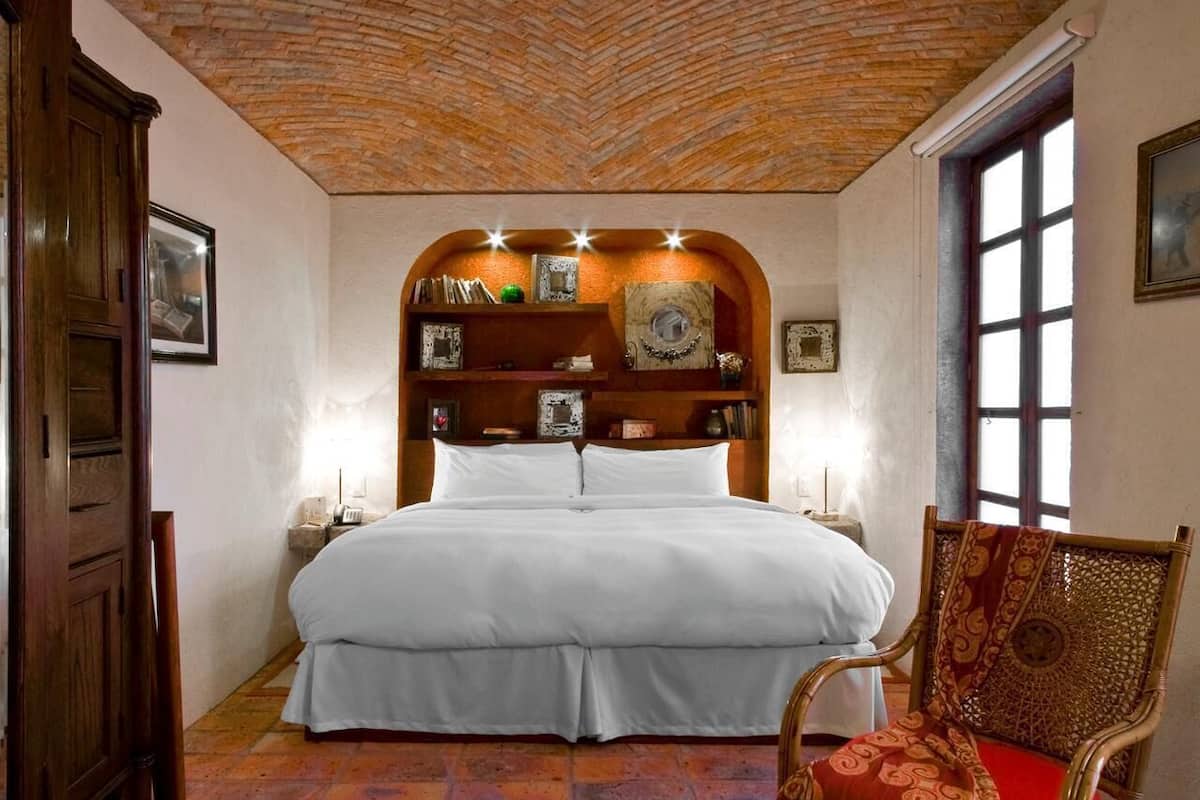 1 chambre, literie de qualité supérieure, couette en duvet d'oie