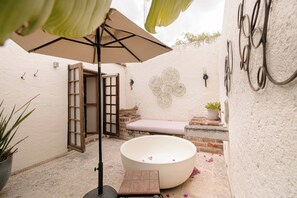 Quarto standard | 1 quarto, roupas de cama premium, edredons de pluma, cofres nos quartos