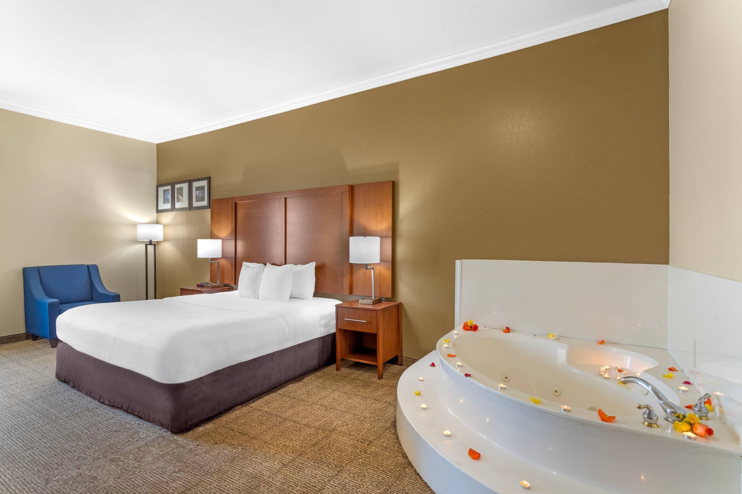 Suite, 1 King Bed with Sofa bed, Accessible, Non Smoking | In-room safe, desk, laptop workspace, iron/ironing board