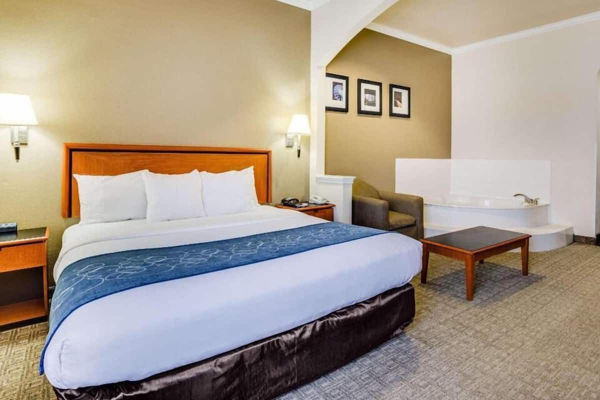 In-room safe, desk, laptop workspace, iron/ironing board