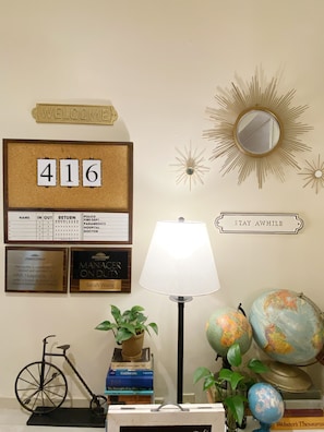 Concierge desk