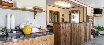 Rodeway Inn Waterford - New London