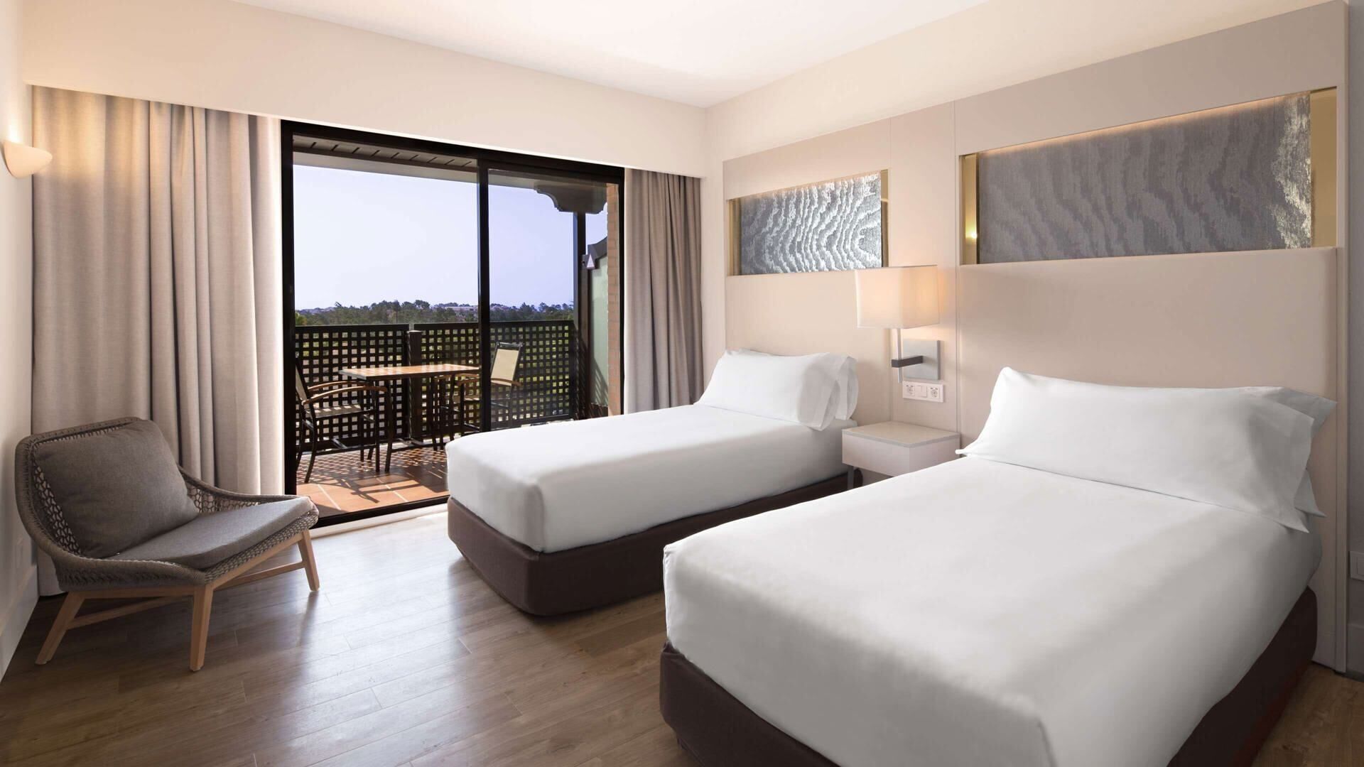 Premium bedding, minibar, in-room safe, desk