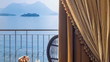 Suite Présidentielle, vue lac | Vue de la chambre