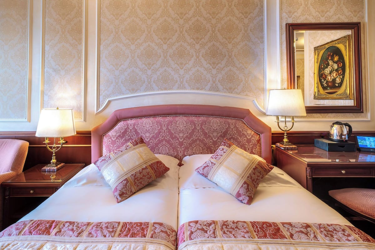 Deluxe-Doppel- oder -Zweibettzimmer, Bergseite