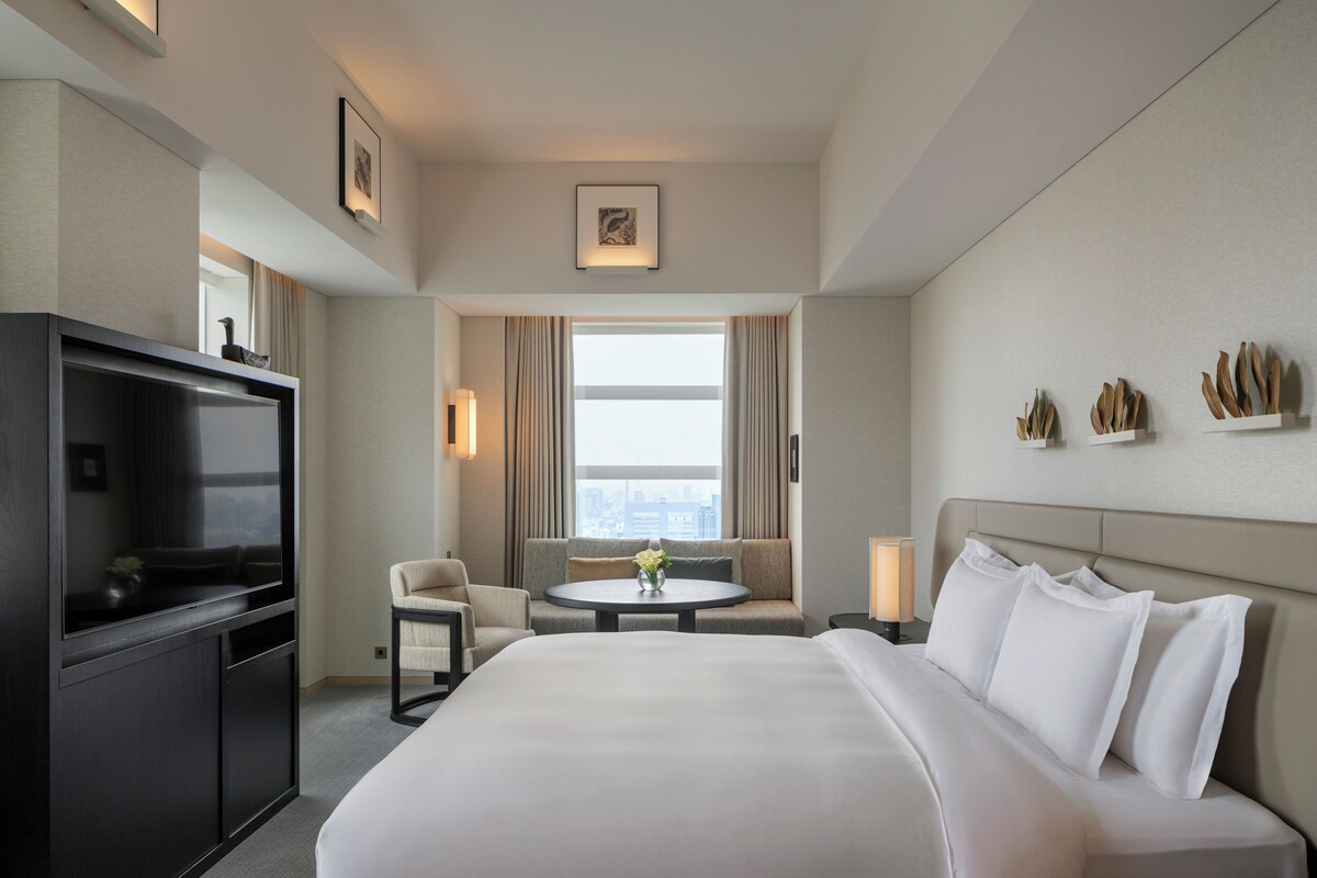 Habitación Premier, 1 cama King size | Ropa de cama de alta calidad, edredón y minibar 