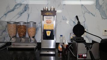 Café da manhã continental grátis