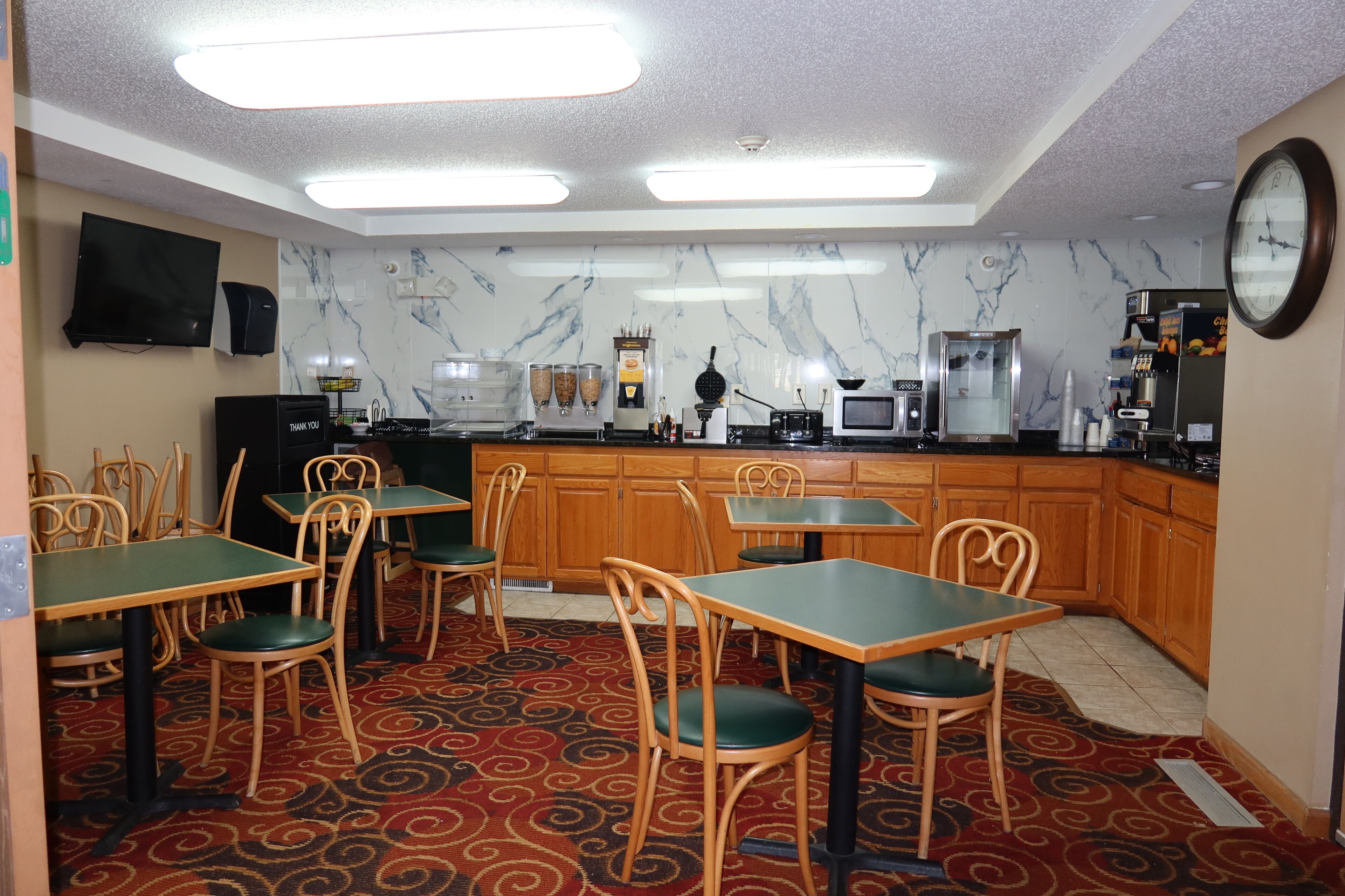 free continental breakfast