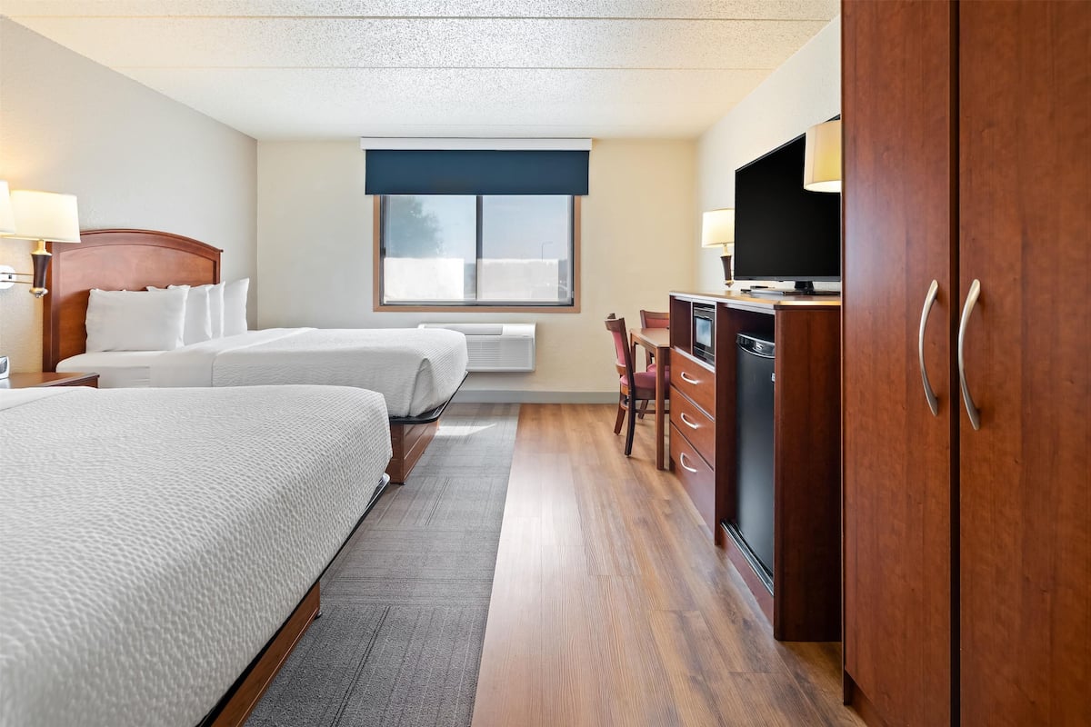 Chambre, 2 grands lits, non-fumeur (Pet-Friendly)
