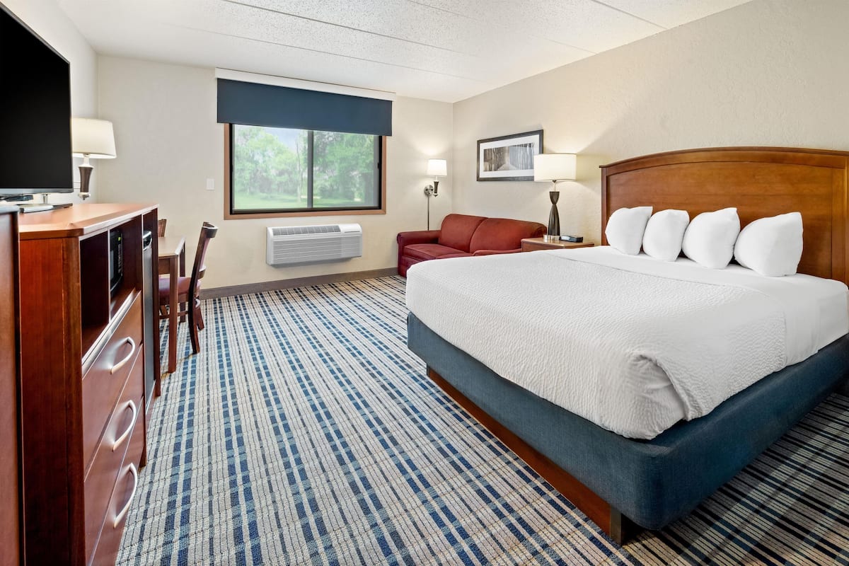 Room, 1 Queen Bed, Non Smoking (Mobility)