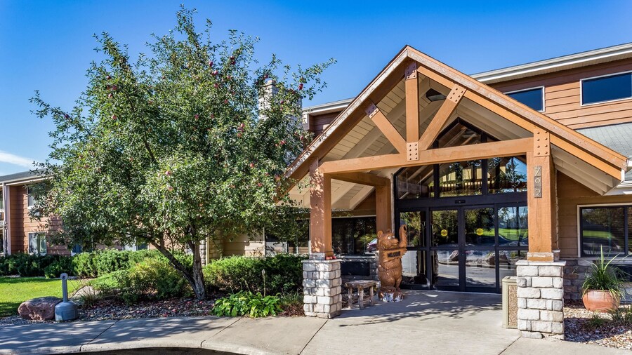 AmericInn by Wyndham Hampton