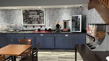 Free daily continental breakfast