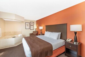 Suite, 1 Schlafzimmer, Nichtraucher (1 King Bed) | Daunenbettdecken, individuell dekoriert, individuell eingerichtet