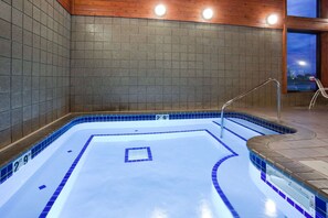 Baignoire à remous extérieure