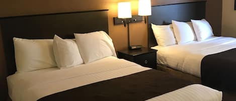 Room | Individually furnished, desk, laptop workspace, blackout drapes