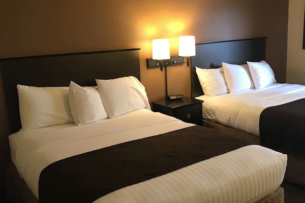 Individually furnished, desk, laptop workspace, blackout curtains