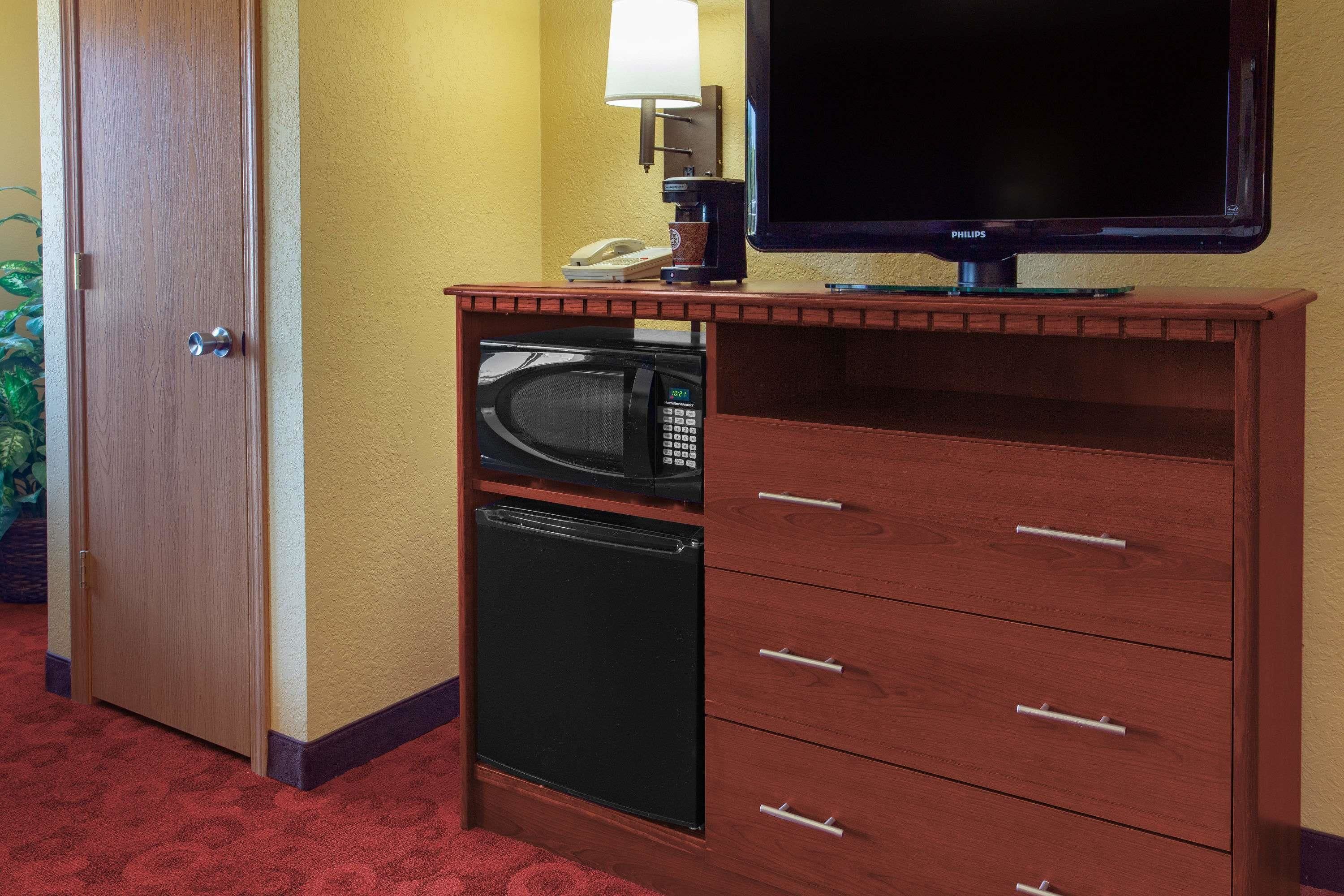 individually furnished, desk, laptop workspace, blackout curtains