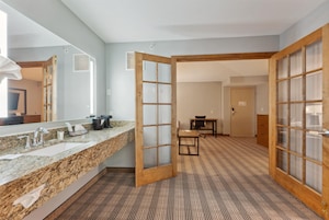 Suite, 1 Bedroom, Non Smoking | Desk, iron/ironing board, cribs (surcharge), rollaway beds (surcharge)