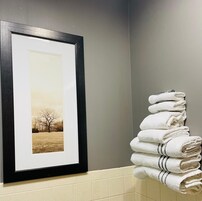 Standard Double Room, 2 Double Beds Non-smoking | Bathroom | Hair dryer, towels