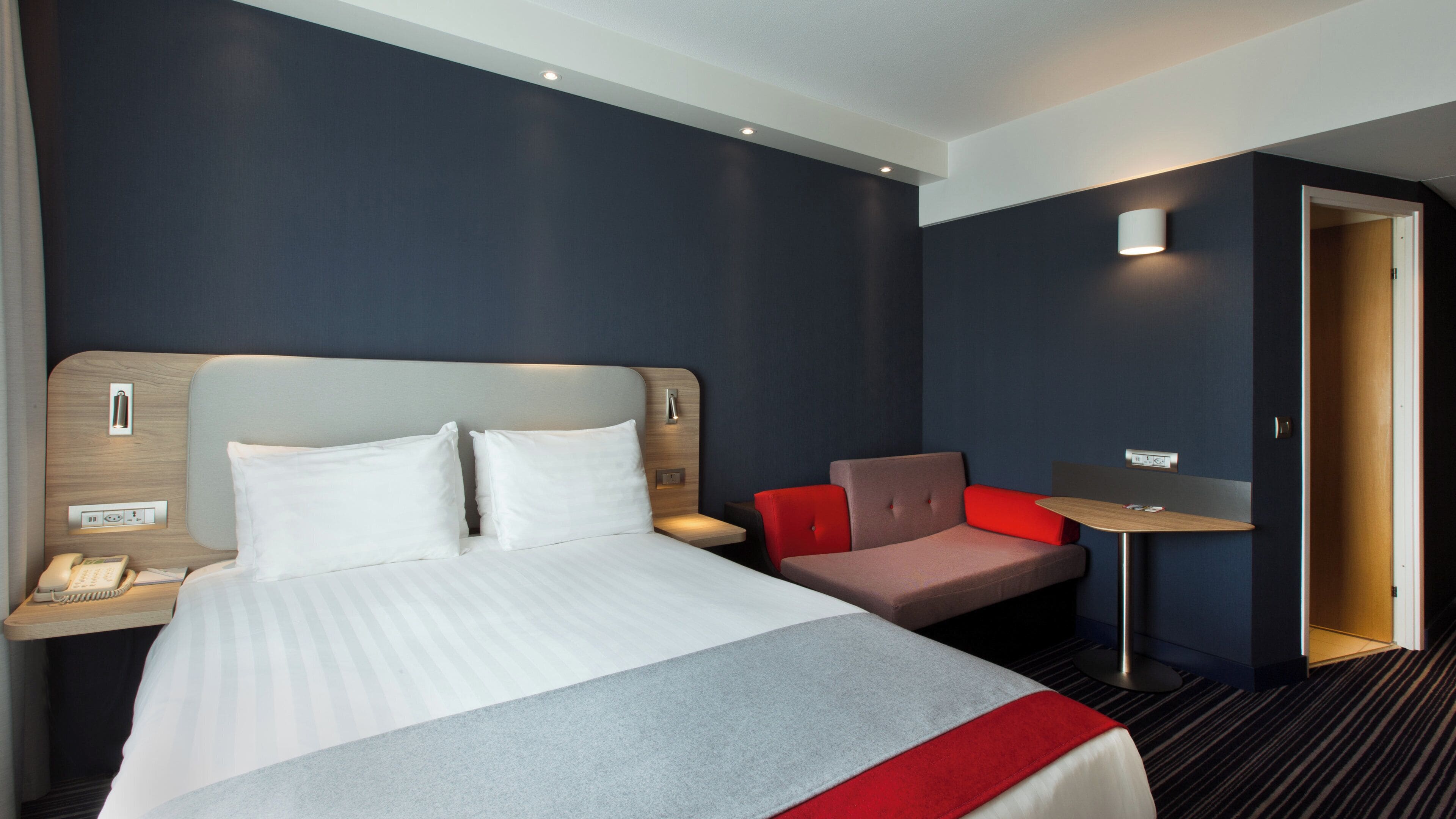 Foto - Holiday Inn Express Geneva Airport by IHG