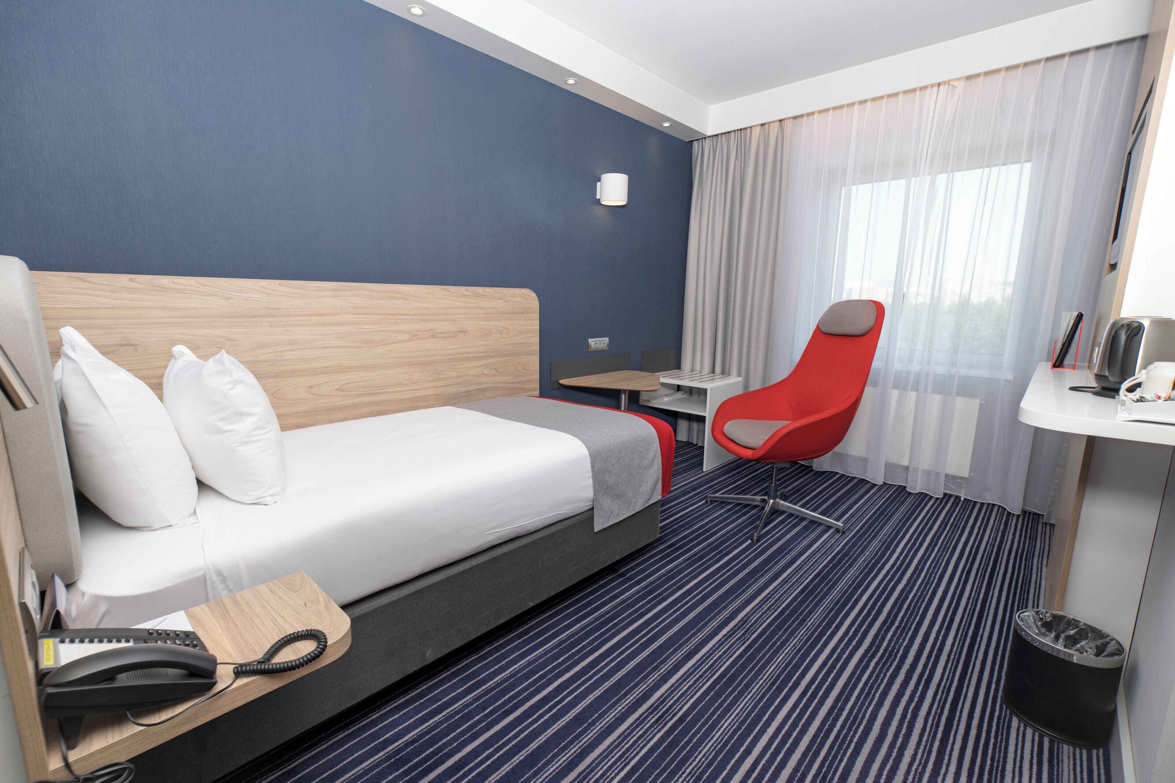 Foto - Holiday Inn Express Geneva Airport, An Ihg